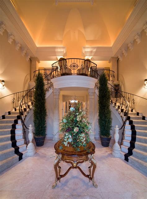 Stupendous Ideas Of Luxury Foyer Decorations